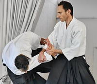 Sensei aikido 77 qui enseigne la self-defense